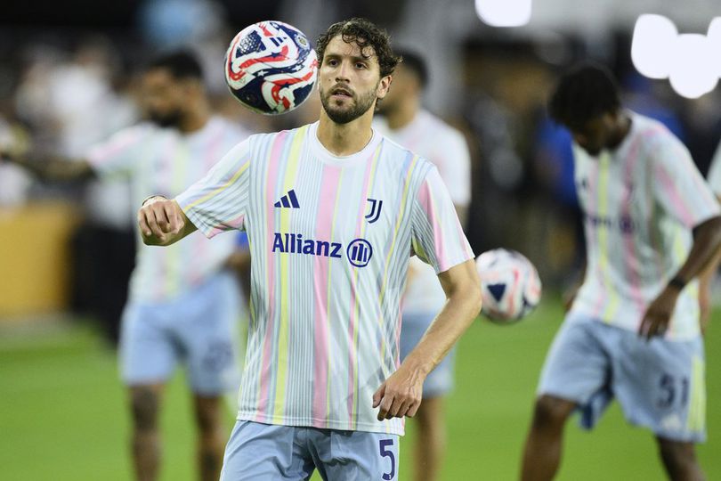 Manuel Locatelli Digoda Klub Arab Saudi, Juventus: Eits, Gak Dulu!