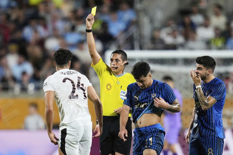 Man City vs Al Hilal: Wasit Terpaksa Langgar Aturan VAR Gara-gara Amukan Pemain Al Hilal!