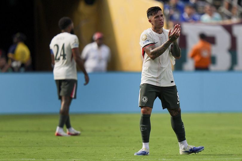 Cuaca Panas Amerika Serikat Bikin Bintang Chelsea Ini Hampir Pingsan di Lapangan Cuaca Panas Amerika Serikat Bikin Bintang Chelsea Ini Hampir Pingsan di Lapangan