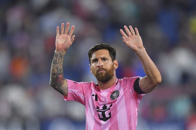 Kunjungan Lionel Messi ke Como Picu Spekulasi: Fabregas Ungkap Fakta Sebenarnya