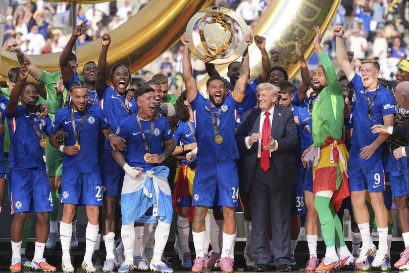 Bukan Sulap Bukan Sihir, Begini Cara Chelsea 'Mencekik' PSG di Final Piala Dunia Antarklub Bukan Sulap Bukan Sihir, Begini Cara Chelsea 'Mencekik' PSG di Final Piala Dunia Antarklub