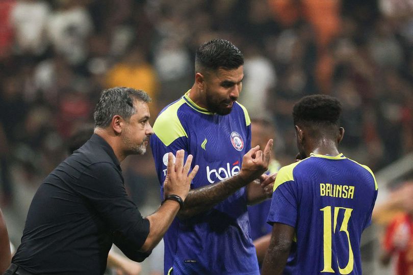 Arema FC Terseok-seok di Pramusim: Tiga Kekalahan dari Empat Pertandingan!