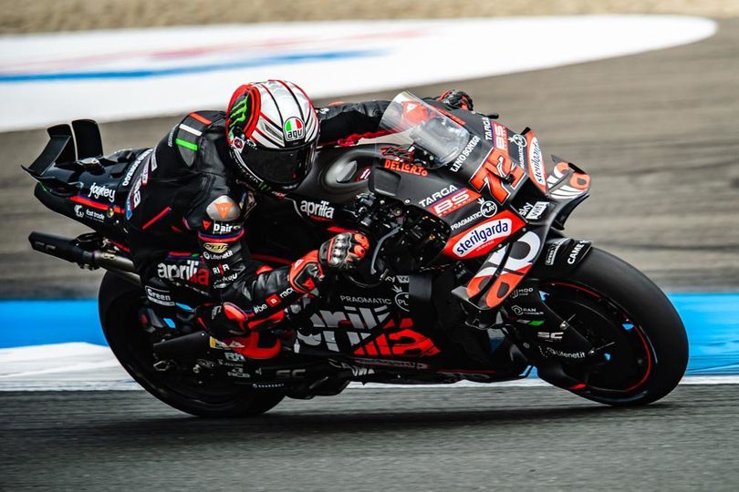 Aprilia Pede Bisa Rebut Gelar Dunia MotoGP 2026 dan 2027, Tapi Kepikiran Marc Marquez