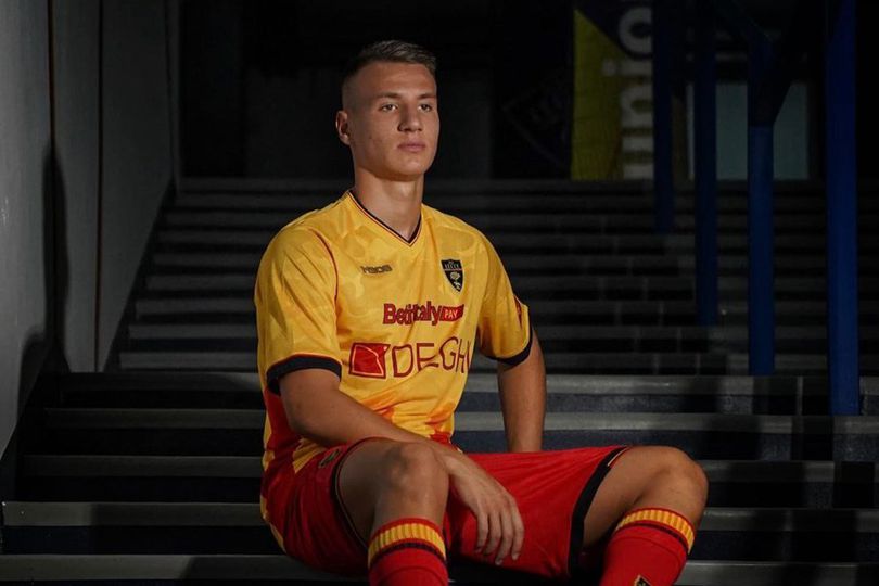 AC Milan Resmi Pinjamkan Wonderkid Francesco Camarda ke Lecce