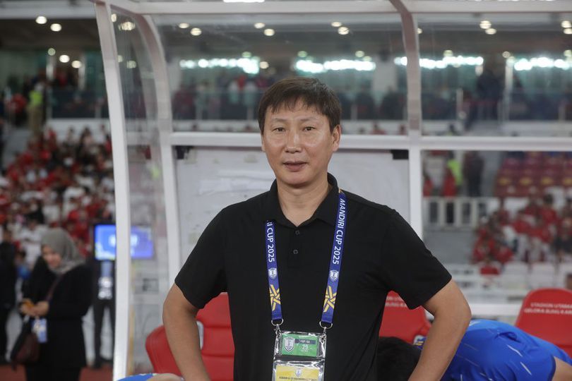 Seperti Park Hang-seo, Kim Sang-sik juga Menyebalkan Bagi Timnas Indonesia! Seperti Park Hang-seo, Kim Sang-sik juga Menyebalkan Bagi Timnas Indonesia!