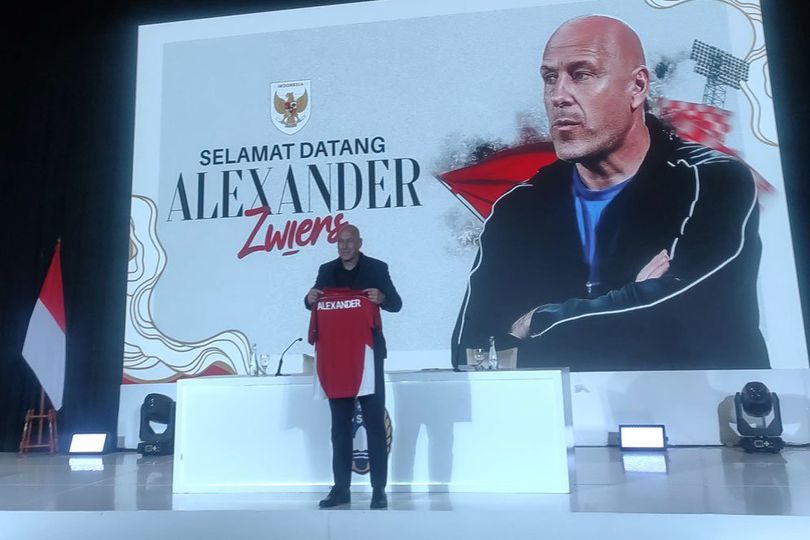 Berikan Kontrak 4 Tahun, Erick Thohir Beberkan Alasan Bajak Alexander Zwiers dari Yordania untuk Jadi Dirtek PSSI