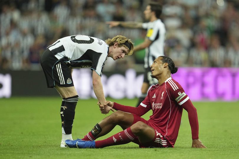 Duel Panas Newcastle vs Liverpool Pecahkan Rekor Pelanggaran Liga Inggris, Gara-gara Saga Isak?