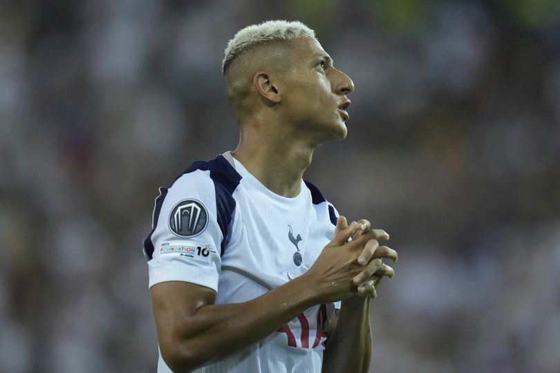 Meme Kocak Tottenham Kena Comeback PSG di UEFA Super Cup 2025