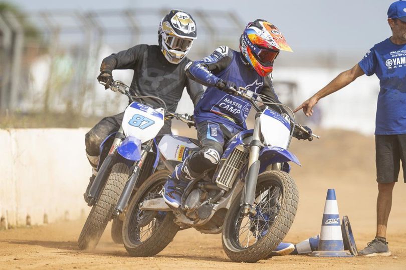 Didampingi Jonathan Rea, Arai Agaska Mulai Jalani Yamaha BLU CRU Master Camp 2025 di Valencia