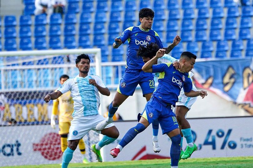 Hasil BRI Super League Arema FC vs PSBS Biak: Langsung Ngegas, Hat-trick Dalberto Bawa Singo Edan Pesta Gol