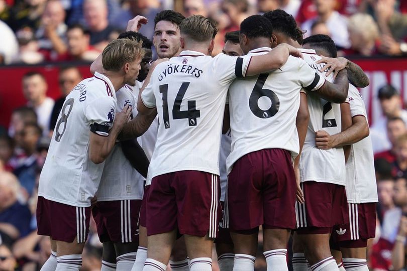 Roy Keane Bongkar Penyebab Arsenal Selalu Gagal Juara: Penyakitnya Cuma Satu! Roy Keane Bongkar Penyebab Arsenal Selalu Gagal Juara: Penyakitnya Cuma Satu!