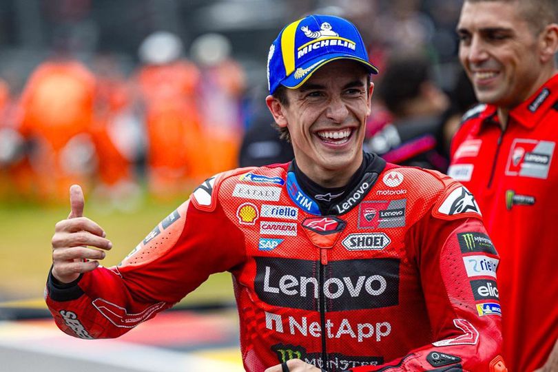 Giacomo Agostini Izinkan Marc Marquez Patahkan Rekornya, Minta Fans Italia Hentikan Cemoohan