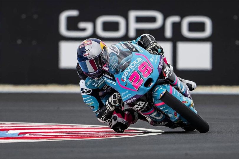 Hasil Kualifikasi Moto3 Hungaria 2025: Maximo Quiles Raih Pole, Kalahkan Valentin Perrone