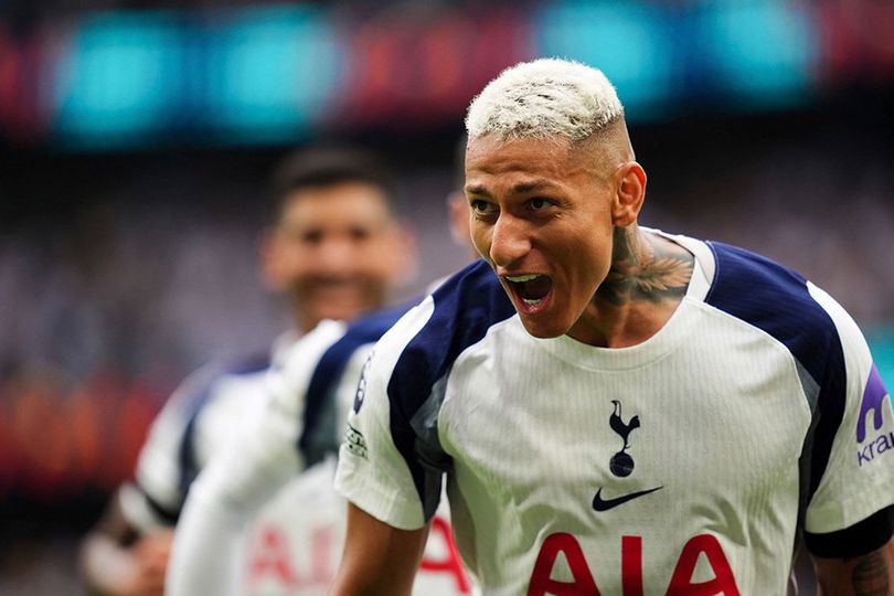 Richarlison On Fire! Posisi Baru, Performa Luar Biasa, Cetak Gol Salto yang Picu Gemuruh Stadion
