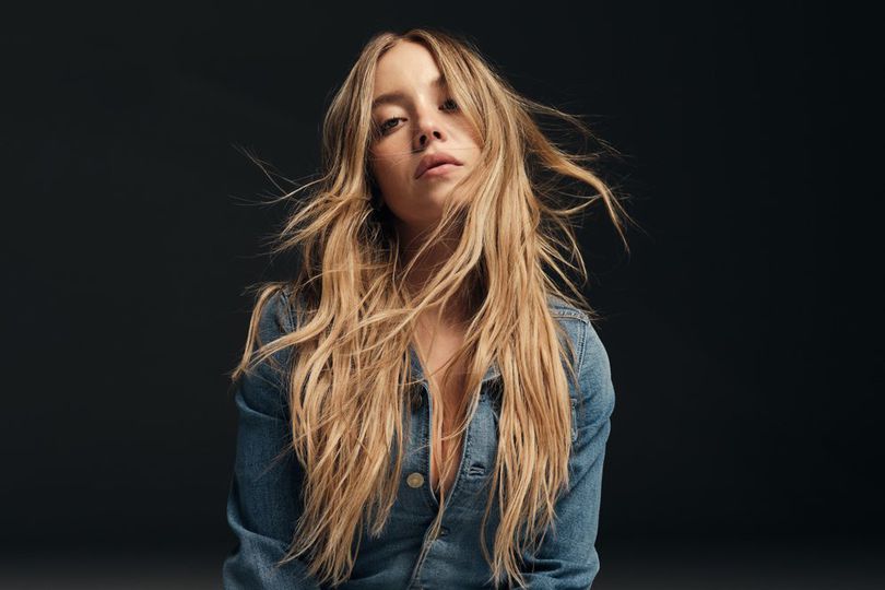 Wadidaw! Bintang MU, Liverpool, hingga Arsenal Ramai-Ramai Ajak Kencan Sydney Sweeney yang Baru Berstatus Single Wadidaw! Bintang MU, Liverpool, hingga Arsenal Ramai-Ramai Ajak Kencan Sydney Sweeney yang Baru Berstatus Single