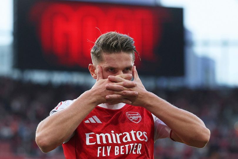 Testimoni Ben White untuk Viktor Gyokeres: Bukan Hanya Rapikan Rambut, Fisiknya Monster!