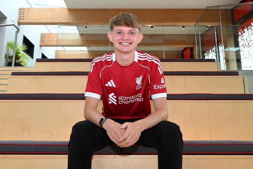 Tikung Arsenal, Liverpool Resmi Rekrut Wonderkid 17 Tahun dari Klub Milik Legenda MU Tikung Arsenal, Liverpool Resmi Rekrut Wonderkid 17 Tahun dari Klub Milik Legenda MU