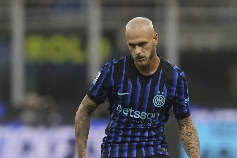 Tampil Apik di Bawah Chivu, Federico Dimarco Bakal Diganjar Kontrak Baru oleh Inter Milan Tampil Apik di Bawah Chivu, Federico Dimarco Bakal Diganjar Kontrak Baru oleh Inter Milan
