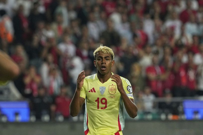 Perang Barcelona vs Timnas Spanyol: Siapa yang Bohong Soal Cedera Lamine Yamal, Disuntik di Tulang Belakang?