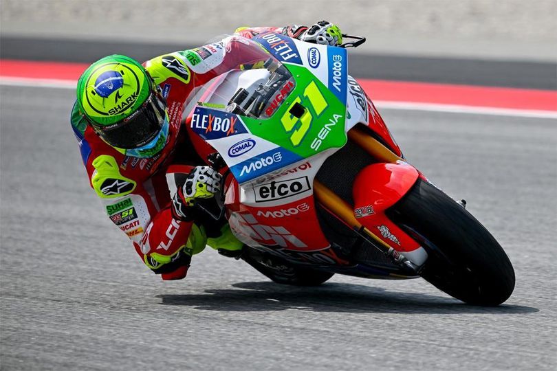 Hasil Race 1 MotoE Catalunya 2025: Eric Granado Rebut Kemenangan Usai Bekuk Lorenzo Baldassarri Hasil Race 1 MotoE Catalunya 2025: Eric Granado Rebut Kemenangan Usai Bekuk Lorenzo Baldassarri