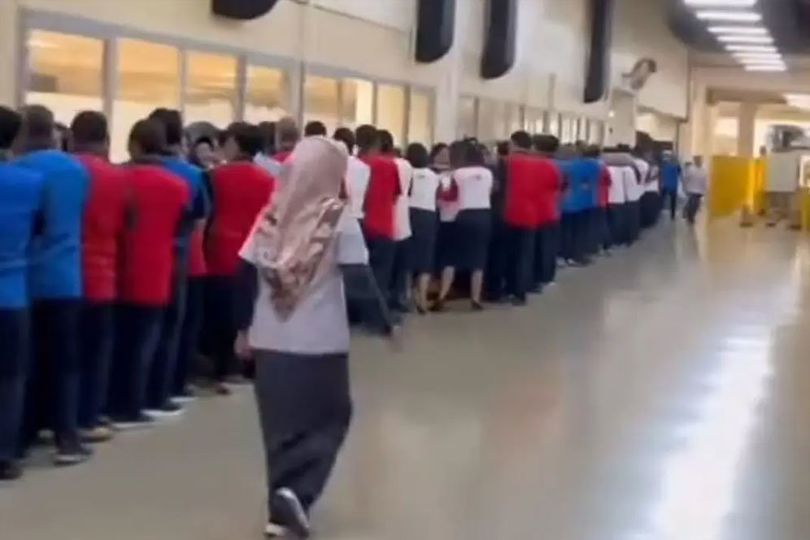 Kabar Viral PHK 308 Buruh Gudang Garam, Ini Kata Serikat Pekerja Kabar Viral PHK 308 Buruh Gudang Garam, Ini Kata Serikat Pekerja