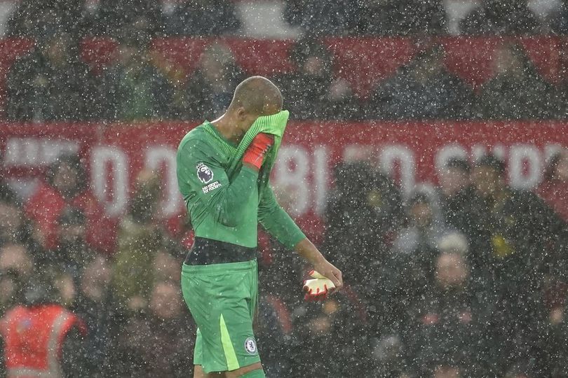 Kata-kata Pertama Robert Sanchez Usai Kartu Merah Konyol Lawan MU dan Chelsea Kalah