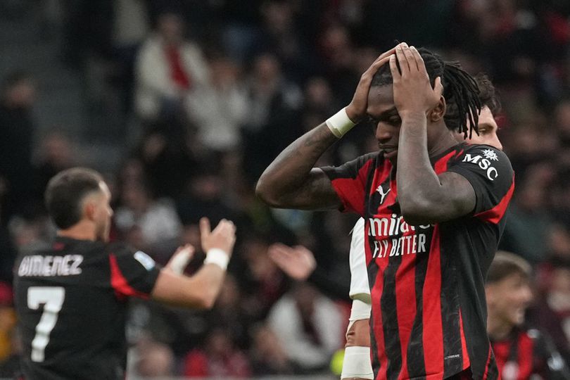 Periode Berat AC Milan: Atalanta, AS Roma, hingga Inter Milan Menanti di Depan Mata Periode Berat AC Milan: Atalanta, AS Roma, hingga Inter Milan Menanti di Depan Mata