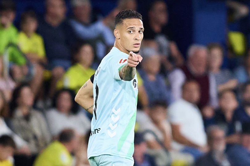 Rekap Liga Spanyol Tadi Malam: Barcelona Menang, 'The GOAT' Antony Cetak Brace di Markas Villarreal Rekap Liga Spanyol Tadi Malam: Barcelona Menang, 'The GOAT' Antony Cetak Brace di Markas Villarreal