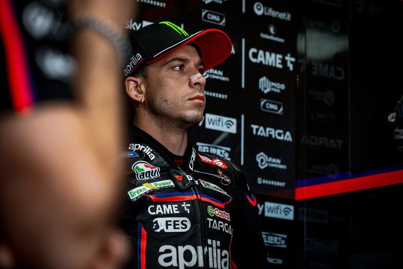 FIM Stewards Ketok Palu, Ini Hukuman Marco Bezzecchi Usai Tabrak Marc Marquez di MotoGP Mandalika 2025 FIM Stewards Ketok Palu, Ini Hukuman Marco Bezzecchi Usai Tabrak Marc Marquez di MotoGP Mandalika 2025