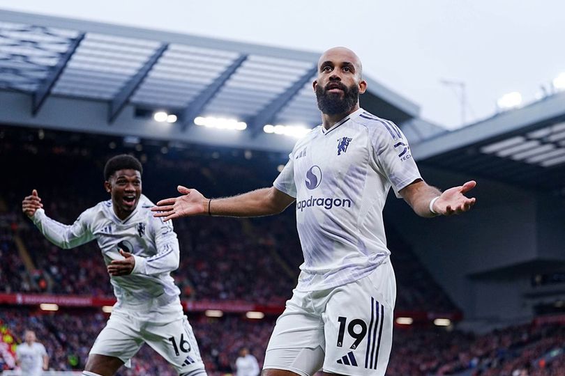 5 Pelajaran Liverpool vs MU: Setan Merah Menabur Garam di Atas Luka Pasukan Arne Slot 5 Pelajaran Liverpool vs MU: Setan Merah Menabur Garam di Atas Luka Pasukan Arne Slot