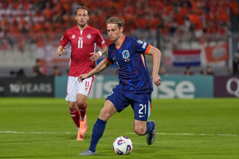 Jawaban Menohok Marc Bernal untuk Para Pengkritik Frenkie de Jong: Semuanya Bohong! Jawaban Menohok Marc Bernal untuk Para Pengkritik Frenkie de Jong: Semuanya Bohong!