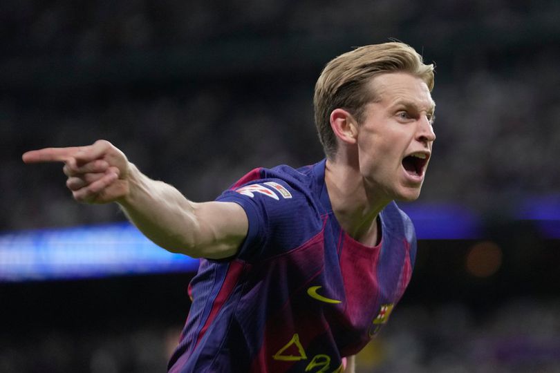 Ricuh di Akhir Laga El Clasico, De Jong Kritik Keras Aksi Carvajal: Kenapa Harus di Lapangan? Ricuh di Akhir Laga El Clasico, De Jong Kritik Keras Aksi Carvajal: Kenapa Harus di Lapangan?