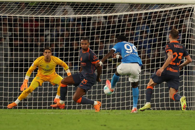 Napoli 3-1 Inter Milan: Kembali ke Puncak, De Bruyne Cedera, Conte dan Lautaro Saling Hina Napoli 3-1 Inter Milan: Kembali ke Puncak, De Bruyne Cedera, Conte dan Lautaro Saling Hina
