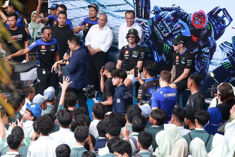 Kepala Sekolah SMAN 2 Mataram Sebut Kunjungan Fabio Quartararo dan Alex Rins Jadi Kejutan untuk Para Siswa