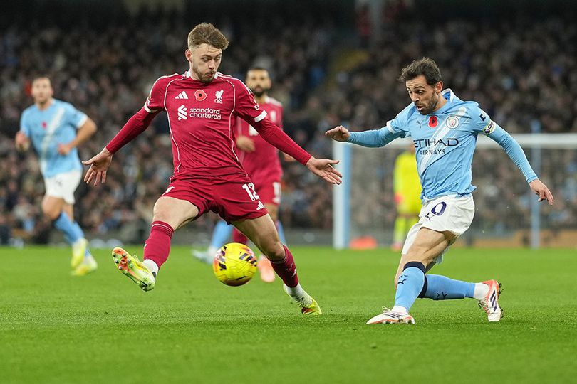 Liverpool Terpuruk di Bawah Arne Slot: Krisis Performa dan Rapuh di Laga Tandang Liverpool Terpuruk di Bawah Arne Slot: Krisis Performa dan Rapuh di Laga Tandang