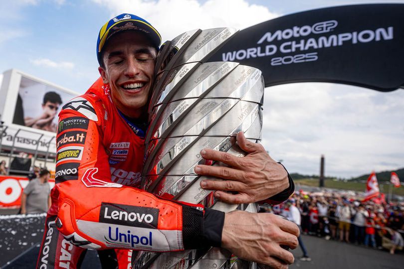 MotoGP 2025 Hadirkan 20 Gelar Bergengsi, Marc Marquez Borong 5 Penghargaan Sekaligus MotoGP 2025 Hadirkan 20 Gelar Bergengsi, Marc Marquez Borong 5 Penghargaan Sekaligus