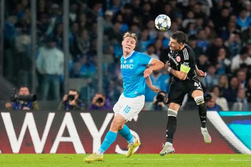 Hasil Napoli vs Eintracht Frankfurt: Banyak Peluang, Gol Tak Terwujud Hasil Napoli vs Eintracht Frankfurt: Banyak Peluang, Gol Tak Terwujud