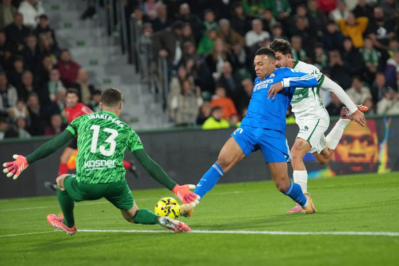 Hasil Elche vs Madrid: Tren Negatif Belum Berakhir