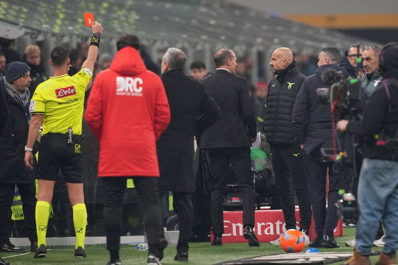 Chaos di San Siro! AC Milan vs Lazio dan Kontroversi VAR yang Memicu Kartu Merah