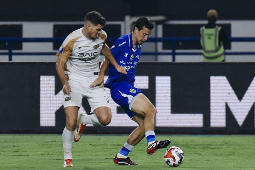 Hasil Persib Bandung vs Dewa United: Maung Bandung Menang 1-0 Walau Bermain 10 Orang Usai Beckham Putra Kena Kartu Merah