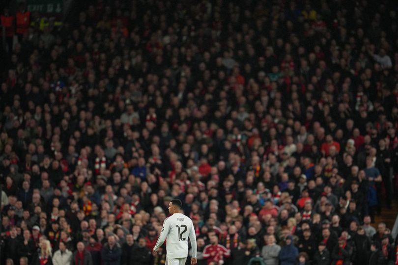 Alexander-Arnold Dihujani Cemooh di Anfield? Fans Liverpool Memang Gak Paham-Paham Alexander-Arnold Dihujani Cemooh di Anfield? Fans Liverpool Memang Gak Paham-Paham