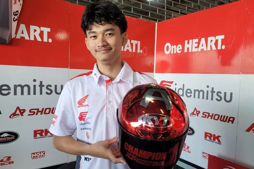 Segel Gelar Juara ARRC AP250 2025, Fadillah Arbi Aditama: Semua Berkat Dukungan Keluarga dan Astra Honda Segel Gelar Juara ARRC AP250 2025, Fadillah Arbi Aditama: Semua Berkat Dukungan Keluarga dan Astra Honda