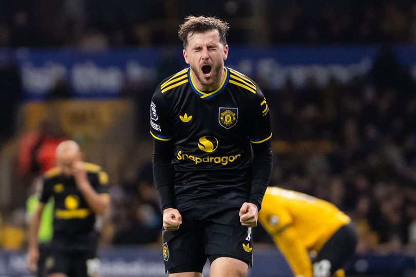 Pujian Setinggi Langit untuk Mason Mount: Dia Buat MU Jadi Lebih Baik! Pujian Setinggi Langit untuk Mason Mount: Dia Buat MU Jadi Lebih Baik!