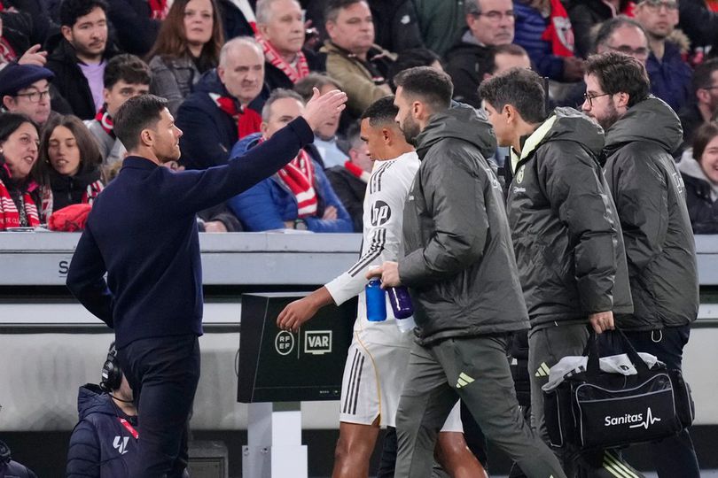 Momen Magis Berujung Tragis: Trent Alexander-Arnold Tumbang Lagi Usai Beri Assist Kelas Dunia