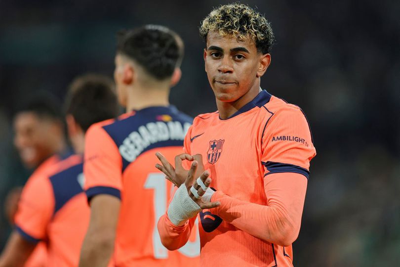 Eksperimen di Posisi No.10, Lamine Yamal Buat Barcelona Terpukau