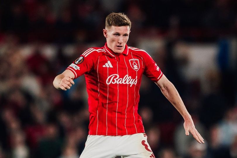 Menolak Lempar Handuk, Manchester United Siap Saingi Manchester City untuk Elliot Anderson