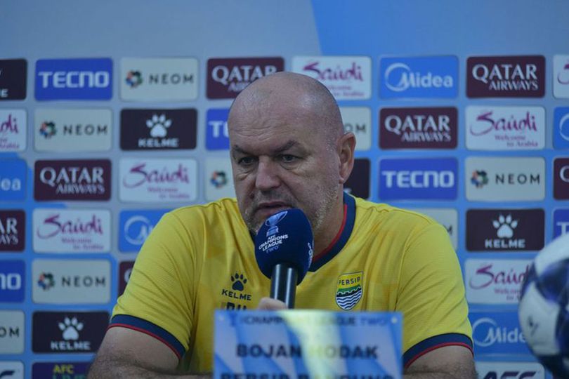 Bojan Hodak Kirim Peringatan Jelang Persib vs Bangkok United: Pertemuan 2 Tim Terbaik di Grup G AFC Champions League Two Bojan Hodak Kirim Peringatan Jelang Persib vs Bangkok United: Pertemuan 2 Tim Terbaik di Grup G AFC Champions League Two