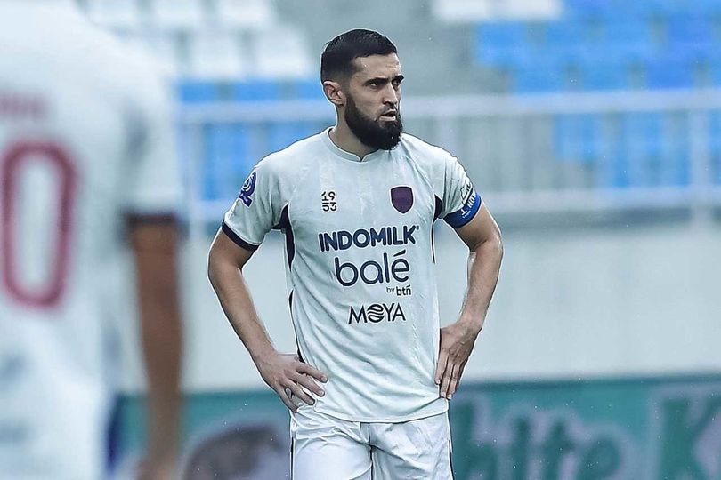 Hasil Arema FC vs Persita: 'Kutukan' Kandang Berlanjut, Arema FC Kalah di Kanjuruhan Walau Unggul Jumlah Pemain Hasil Arema FC vs Persita: 'Kutukan' Kandang Berlanjut, Arema FC Kalah di Kanjuruhan Walau Unggul Jumlah Pemain