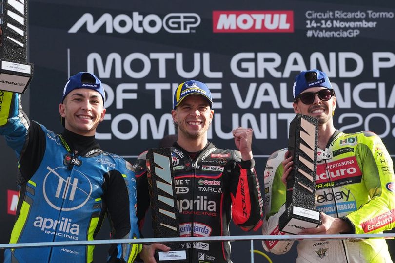 Aprilia Tepis Peluang Kerja Bareng Skuad Valentino Rossi di MotoGP 2027, Pilih Lanjut dengan Trackhouse Aprilia Tepis Peluang Kerja Bareng Skuad Valentino Rossi di MotoGP 2027, Pilih Lanjut dengan Trackhouse