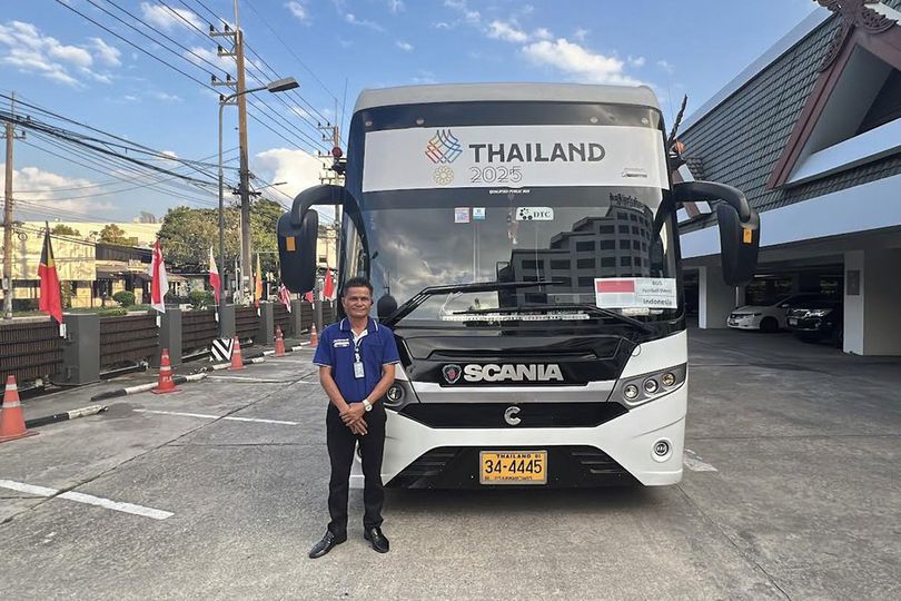 Cerita SEA Games 2025: Skuad Garuda Muda Berikan Kesan untuk Supir Bus Timnas Indonesia U-22 di Chiang Mai, Thailand Cerita SEA Games 2025: Skuad Garuda Muda Berikan Kesan untuk Supir Bus Timnas Indonesia U-22 di Chiang Mai, Thailand